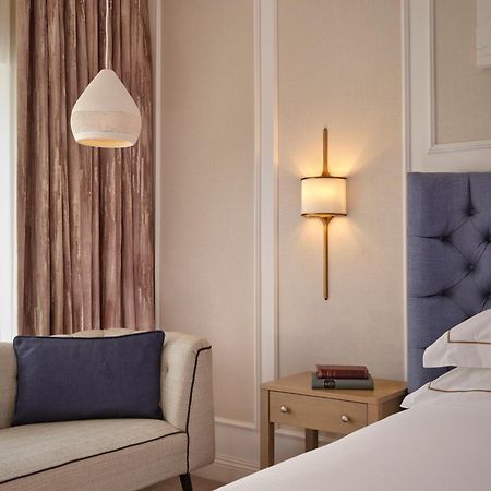 The College Green Dublin Hotel, Autograph Collection Экстерьер фото