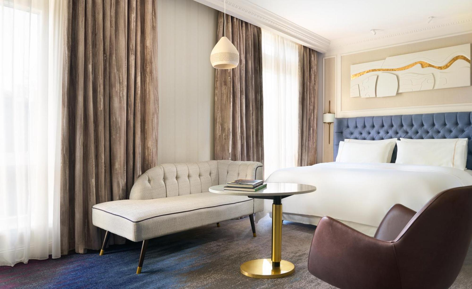 The College Green Dublin Hotel, Autograph Collection Экстерьер фото