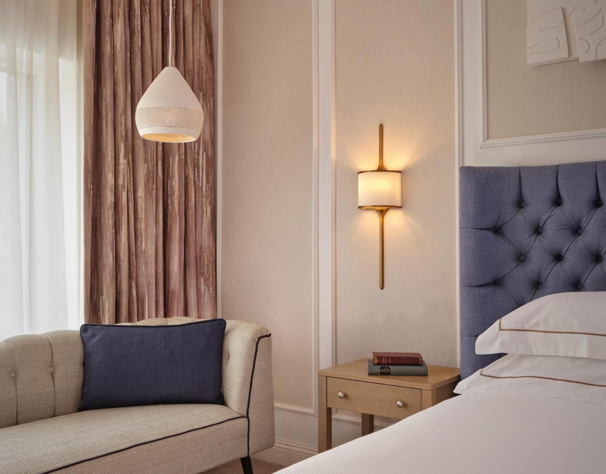 The College Green Dublin Hotel, Autograph Collection Экстерьер фото