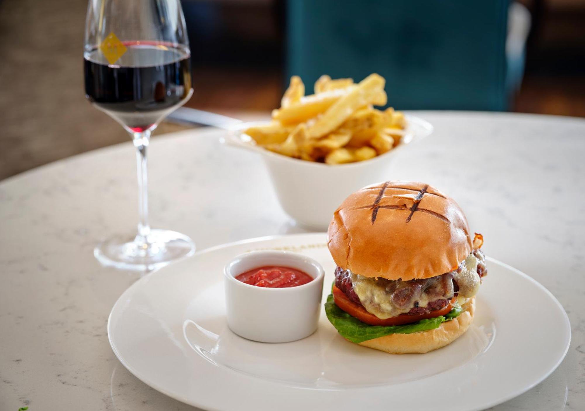 The College Green Dublin Hotel, Autograph Collection Экстерьер фото