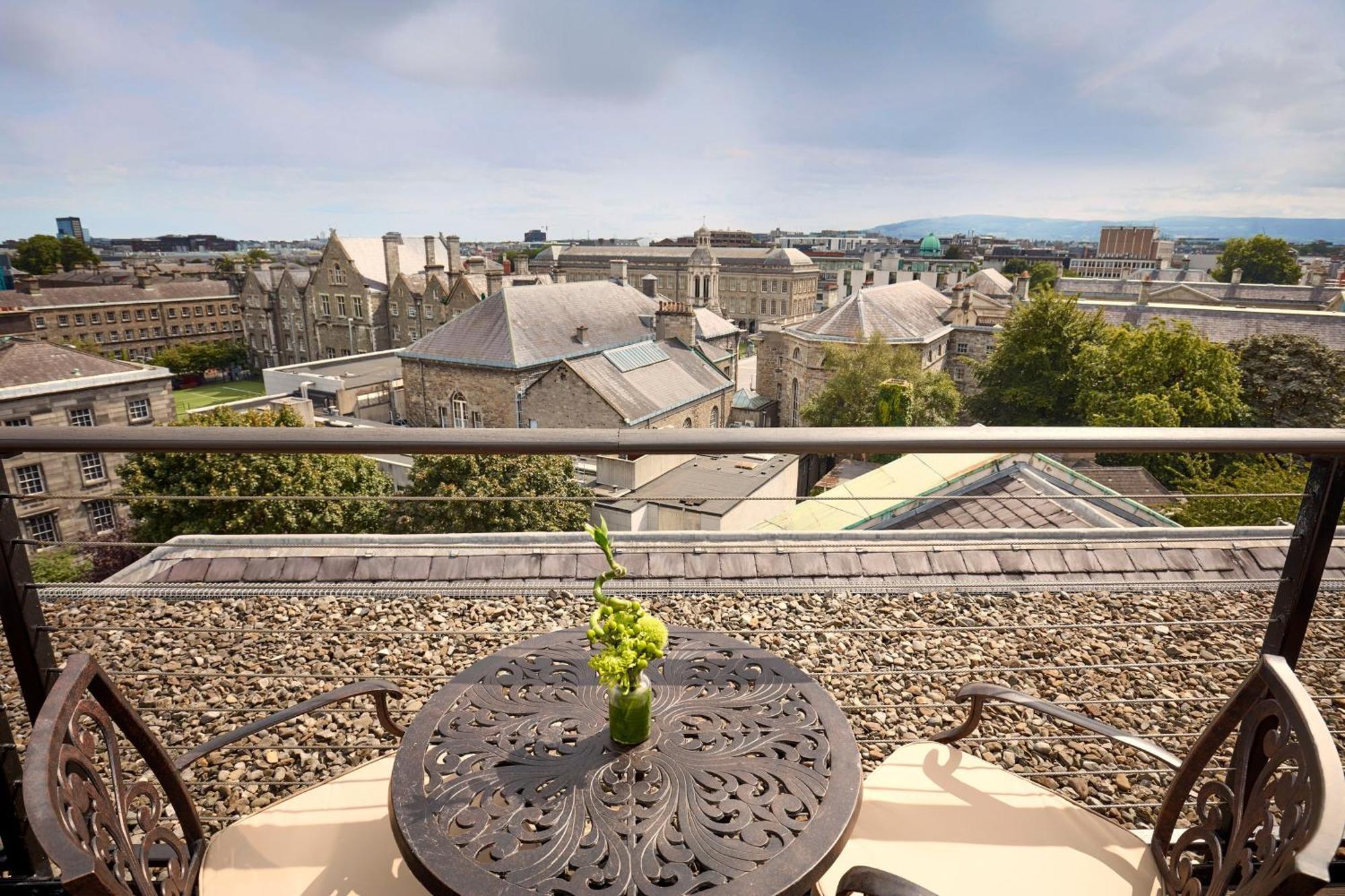 The College Green Dublin Hotel, Autograph Collection Экстерьер фото