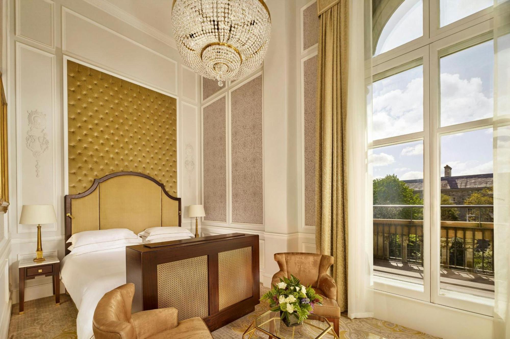 The College Green Dublin Hotel, Autograph Collection Экстерьер фото